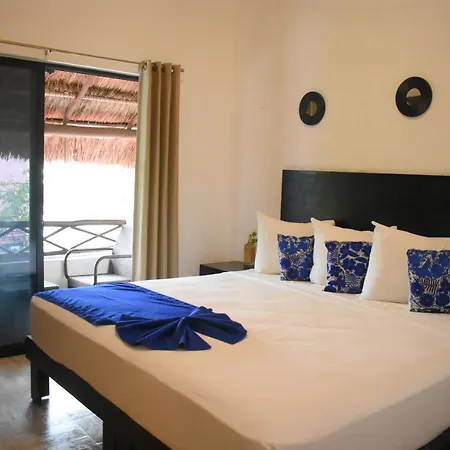 Caracol Suite Hotel